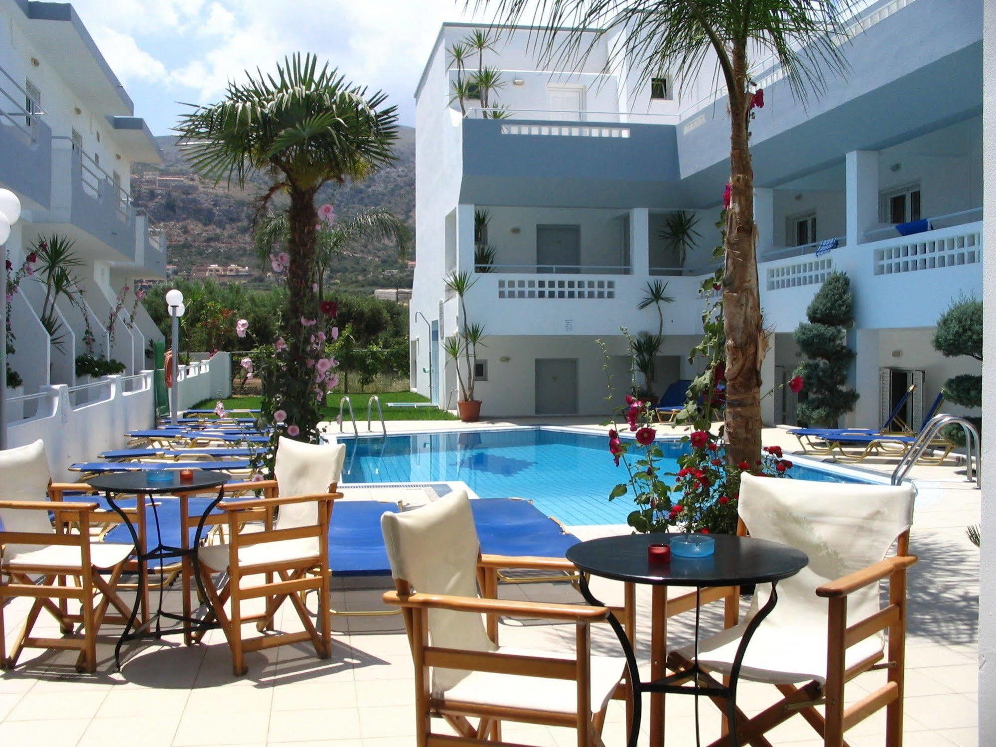 Emerald Hotel Mália Exterior foto