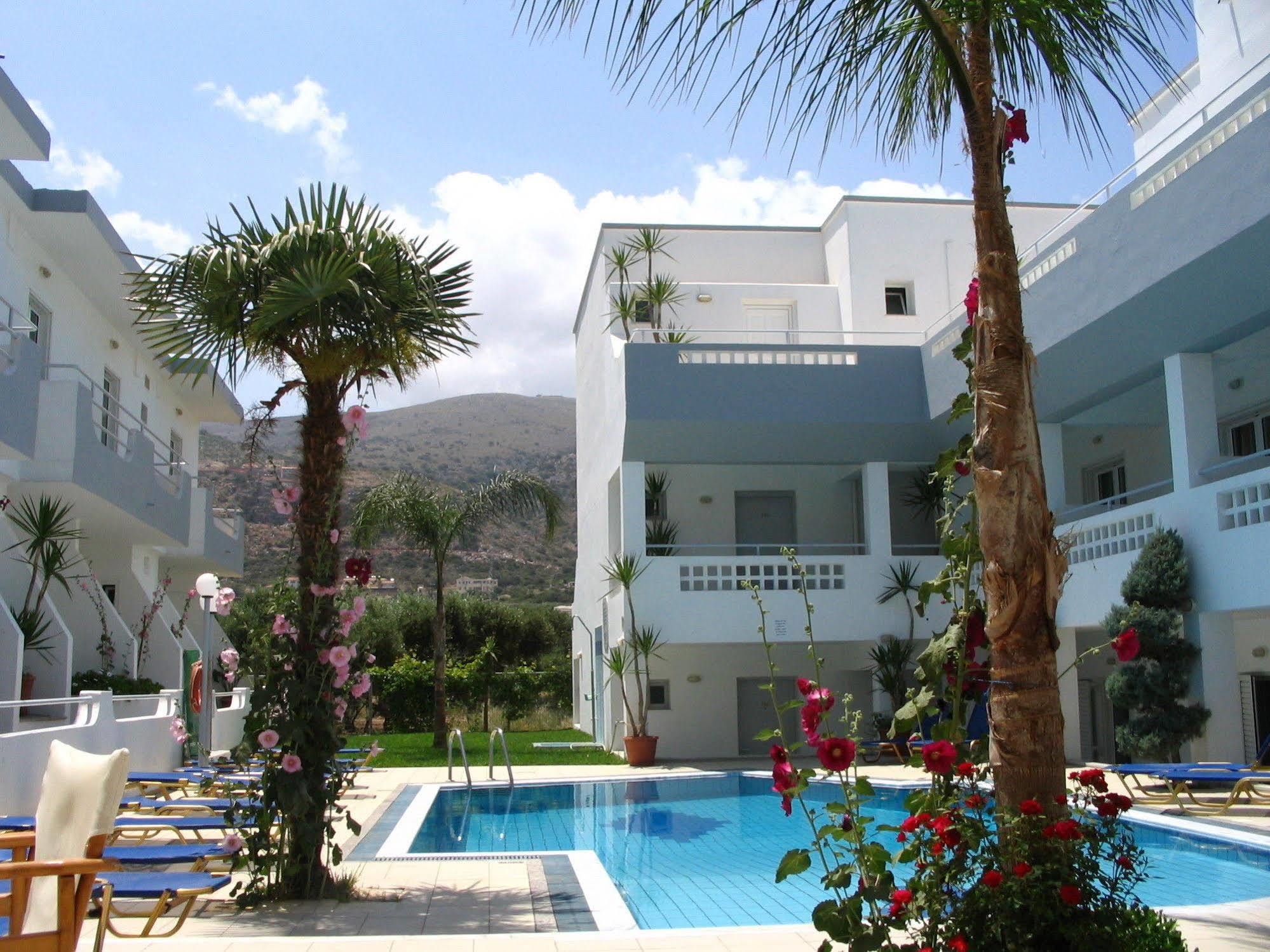Emerald Hotel Mália Exterior foto